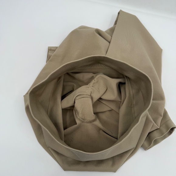 Alphalete Leggings Women Small Beige Amplify Scrunch Workout High Rise Gym - Picture 4 of 9